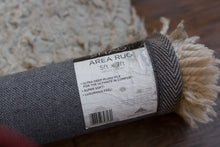 Load image into Gallery viewer, cream shag rug