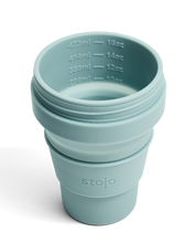 Load image into Gallery viewer, collapsible coffee cup in aquamarine