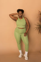 Load image into Gallery viewer, girlfriend legging in mantis