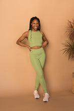 Load image into Gallery viewer, girlfriend legging in mantis