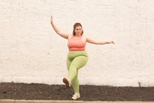 Load image into Gallery viewer, girlfriend legging in mantis