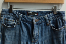 Load image into Gallery viewer, BDG jeans
