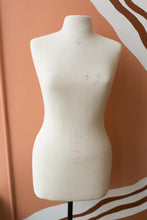 Load image into Gallery viewer, mannequin #3
