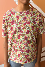 Load image into Gallery viewer, floral knit tee