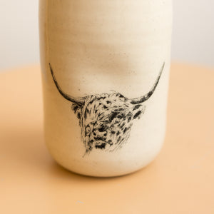 highland cow tumbler in creme