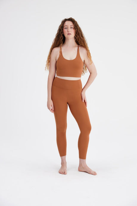 girlfriend float legging in spice