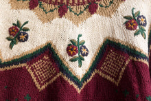 Load image into Gallery viewer, maroon flower sweater