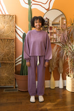 Load image into Gallery viewer, recycled cotton jogger in plum