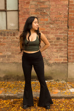 Load image into Gallery viewer, estelle flare pants in black