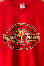 Load image into Gallery viewer, red hockey club tee