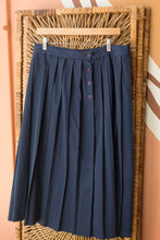 Load image into Gallery viewer, navy blue pleated skirt