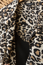 Load image into Gallery viewer, leopard print short sleeve shirt